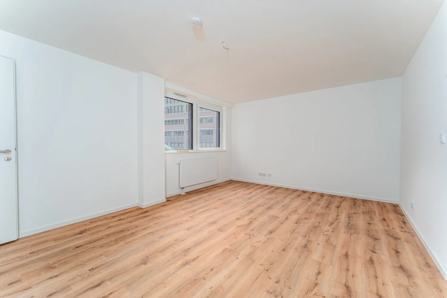 2 Zimmer Wohnung mit 82 m² in Bremen – Bild 2