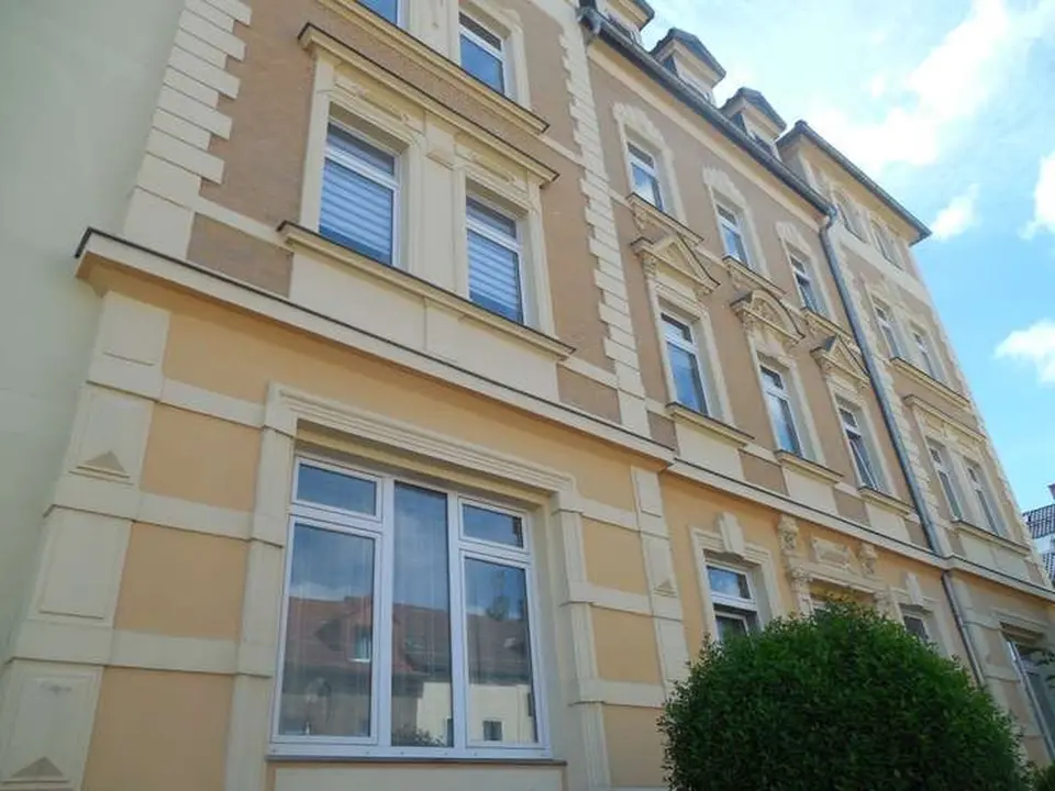 3 Zimmer Wohnung mit 95 m² in Altenburg – Bild 2