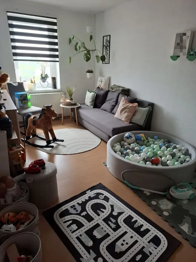 4 Zimmer Wohnung mit 85 m² in Schwedt/Oder – Bild 2
