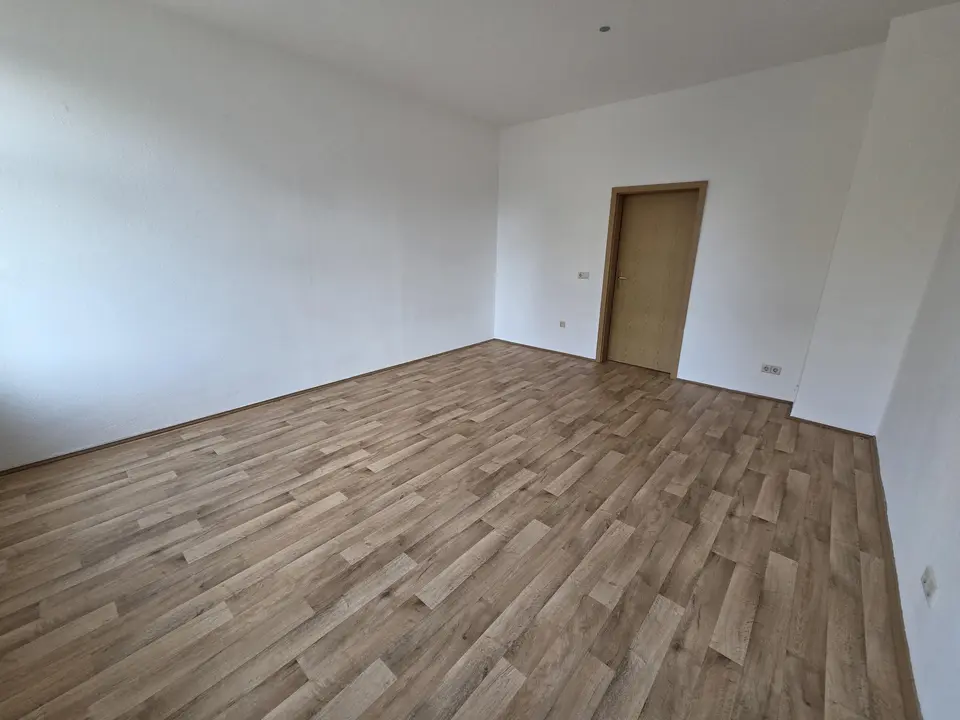 3 room apartment with 70 m² in Chemnitz – Photo 2