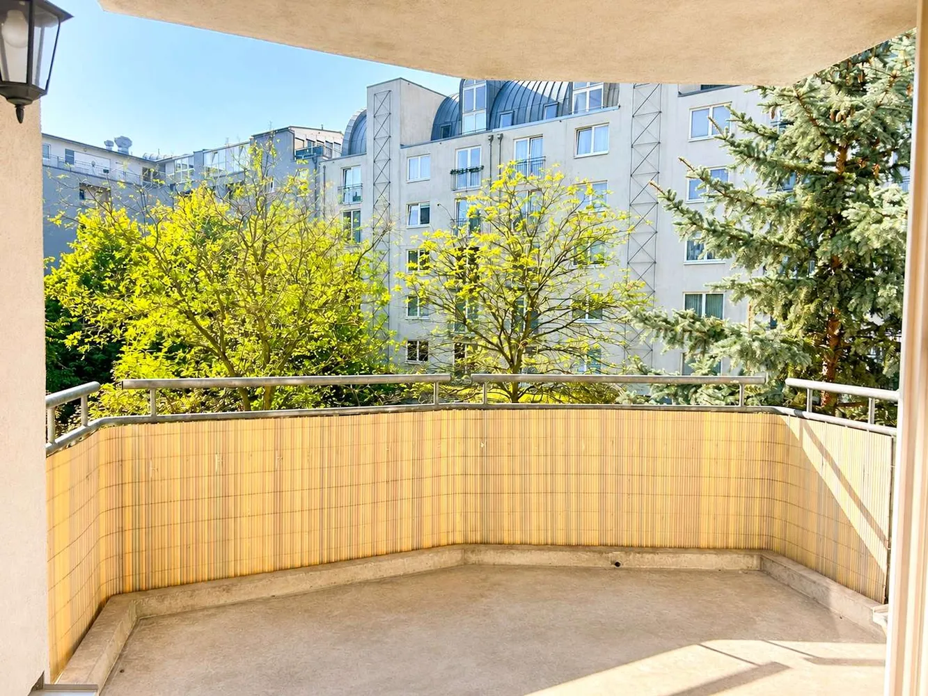 2 Zimmer Wohnung mit 69 m² in Leipzig – Bild 2