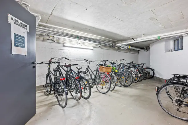 1 Zimmer Wohnung mit 30 m² in Köln – Bild 8