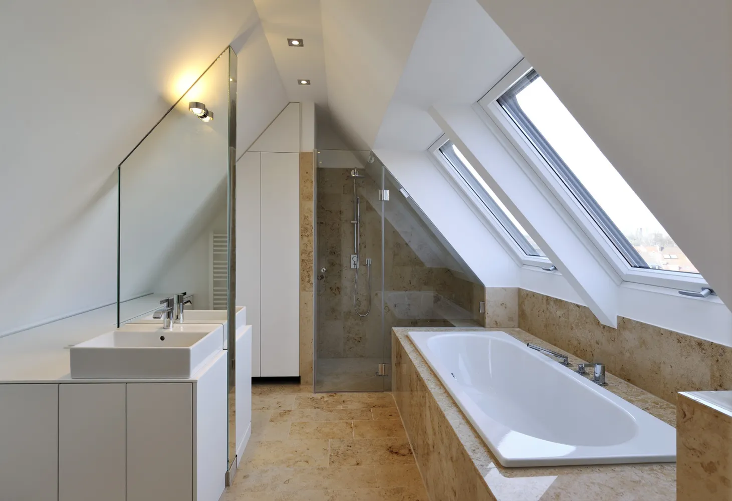 5 Zimmer Wohnung mit 209 m² in Essen – Bild 10