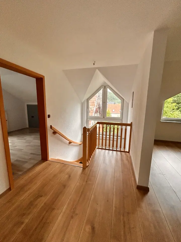 5 Zimmer Wohnung mit 120 m² in Suhl – Bild 5