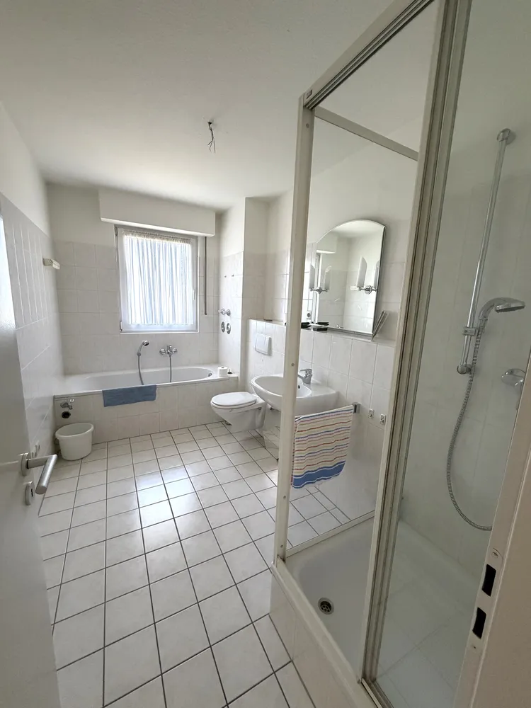 4 Zimmer Wohnung mit 110 m² in Leverkusen – Bild 4