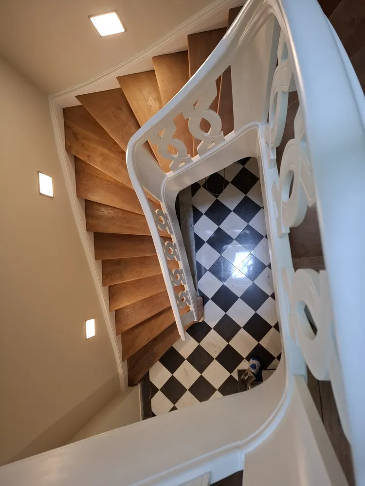 5 Zimmer Wohnung mit 256 m² in Wiesbaden – Bild 12