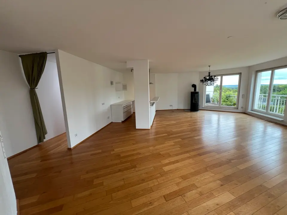 4 Zimmer Wohnung mit 120 m² in Saarbrücken – Bild 8