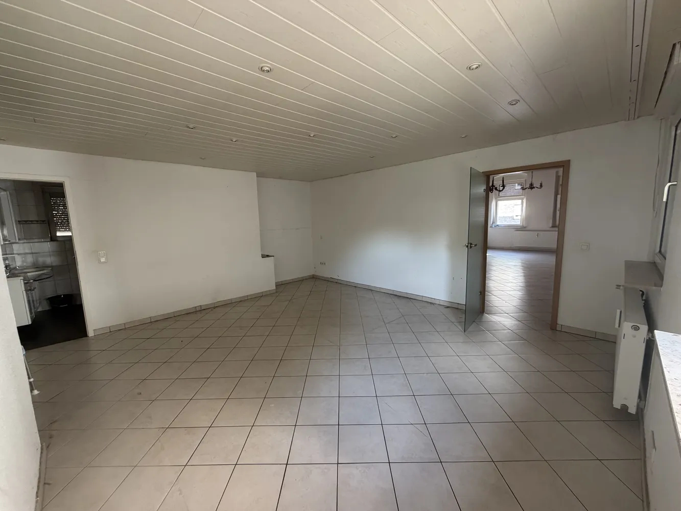 3 Zimmer Wohnung mit 100 m² in Duisburg – Bild 7