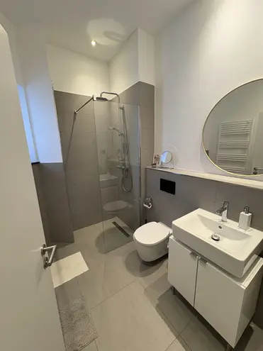 2 Zimmer Wohnung mit 45 m² in Köln – Bild 4