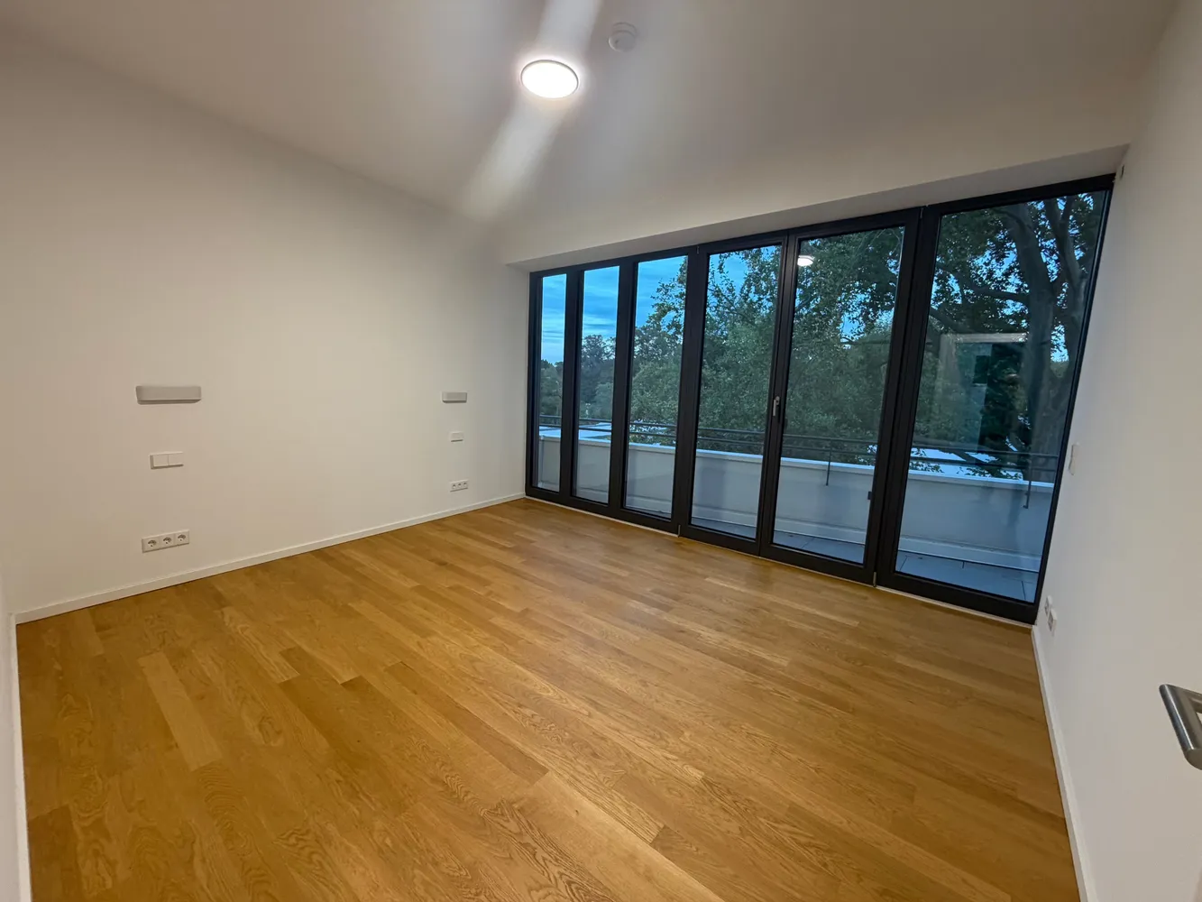 4 Zimmer Wohnung mit 111 m² in Berlin – Bild 2