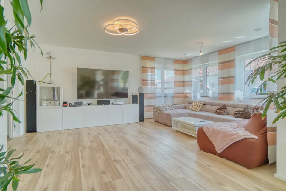 7 Zimmer Haus mit 180 m² in Weingarten – Bild 6