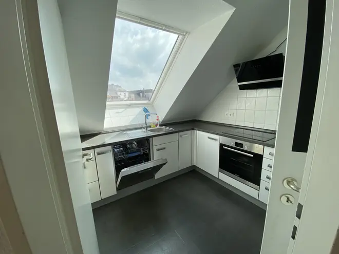 2 Zimmer Wohnung mit 85 m² in Aachen – Bild 12