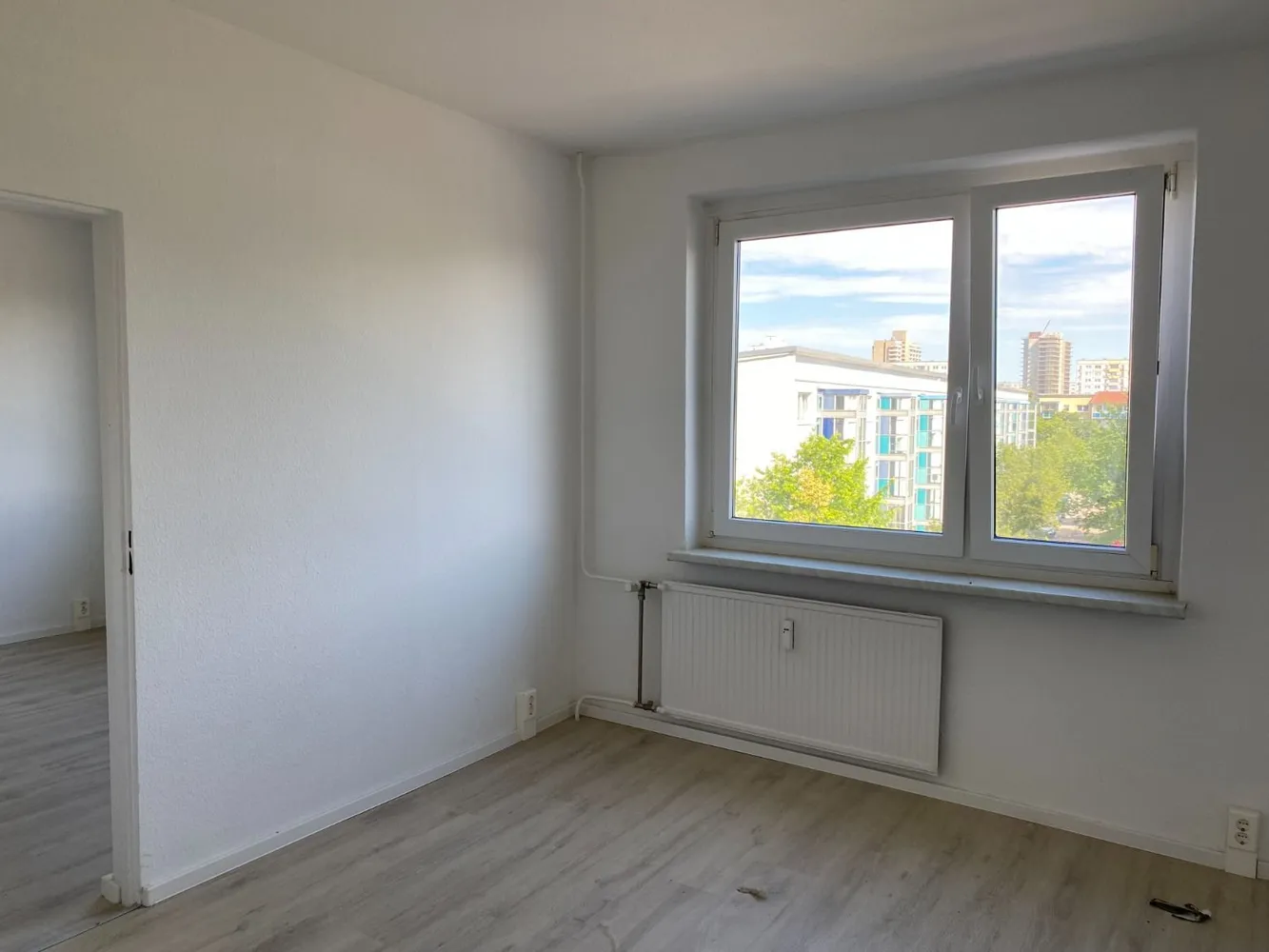 4 Zimmer Wohnung mit 70 m² in Halle (Saale) – Bild 2