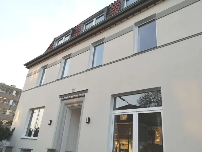 5 Zimmer Wohnung mit 139 m² in Düsseldorf – Bild 1