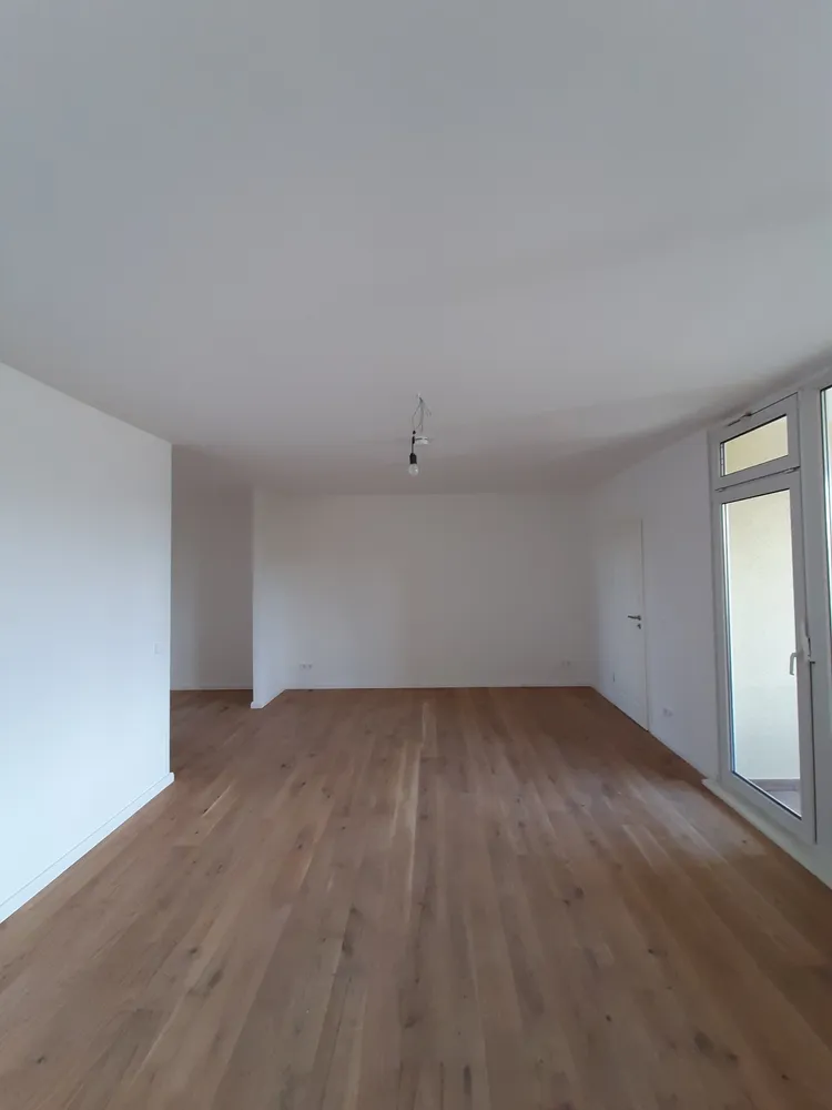 2 room apartment with 67 m² in Berlin – Photo 1