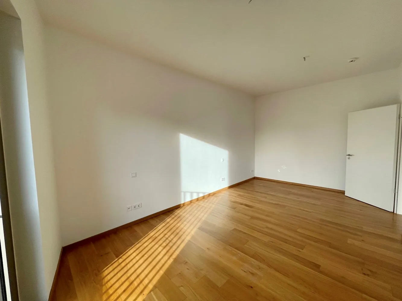 2 Zimmer Wohnung mit 127 m² in Hannover – Bild 10