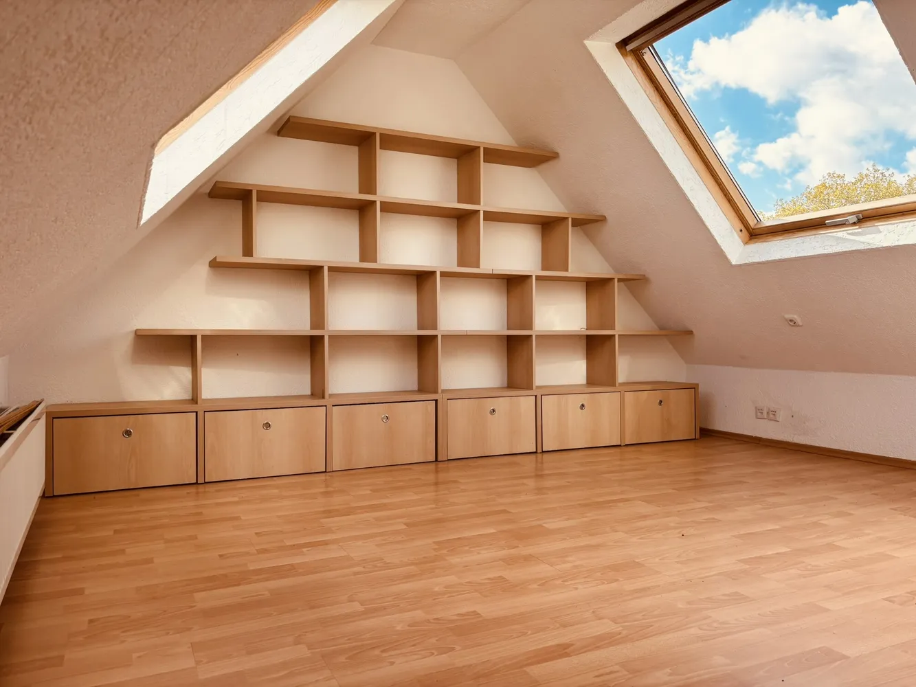 5 Zimmer Wohnung mit 93 m² in Essen – Bild 3