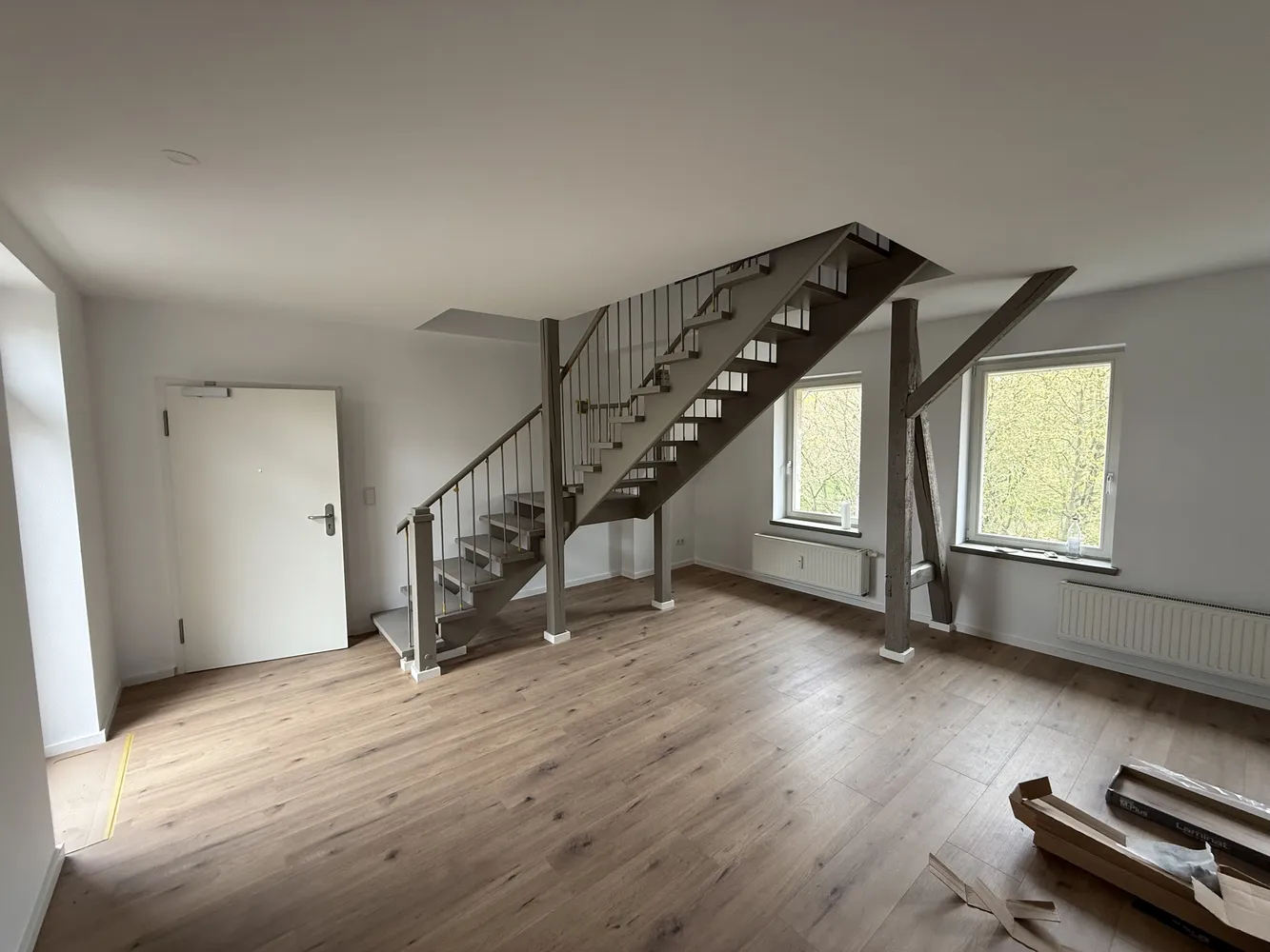 6 Zimmer Wohnung mit 157 m² in Halle (Saale) – Bild 2