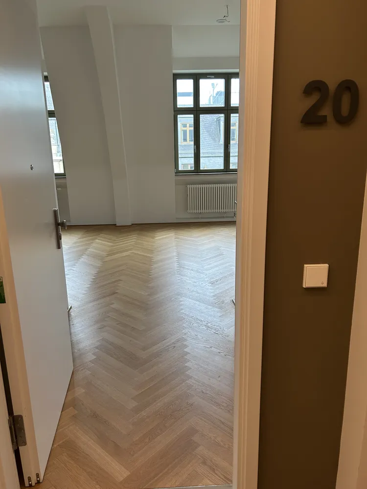 2 Zimmer Wohnung mit 70 m² in Frankfurt am Main – Bild 2