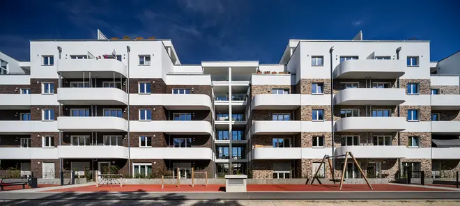 2 Zimmer Wohnung mit 72 m² in Berlin – Bild 1