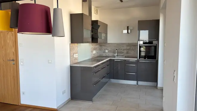 2 Zimmer Wohnung mit 92 m² in Frankfurt am Main – Bild 5