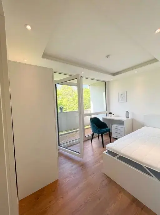 4 Zimmer Wohnung mit 10 m² in München – Bild 10
