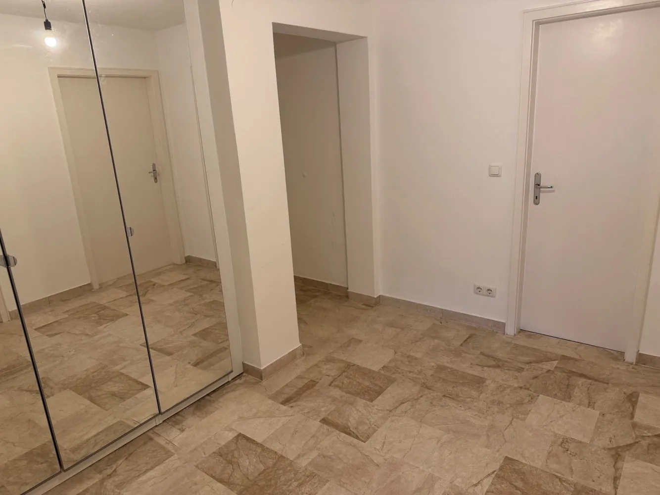 2 Zimmer Wohnung mit 62 m² in München – Bild 10