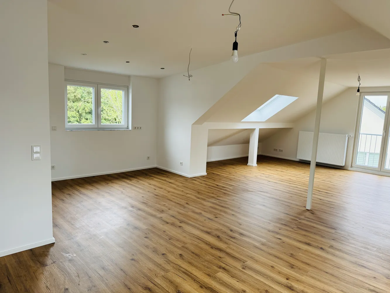 2 Zimmer Wohnung mit 83 m² in Leverkusen – Bild 3