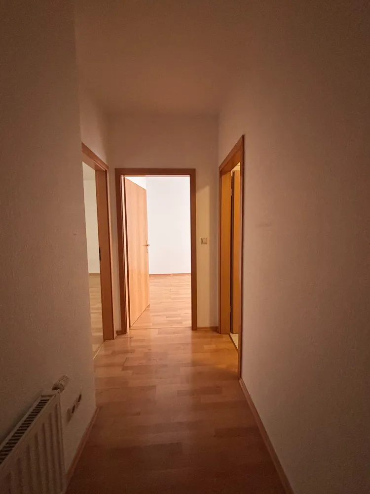 2 Zimmer Wohnung mit 38 m² in Halle (Saale) – Bild 3