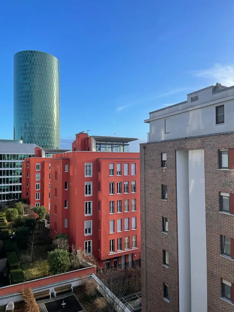 4 room apartment with 103 m² in Frankfurt am Main – Photo 2