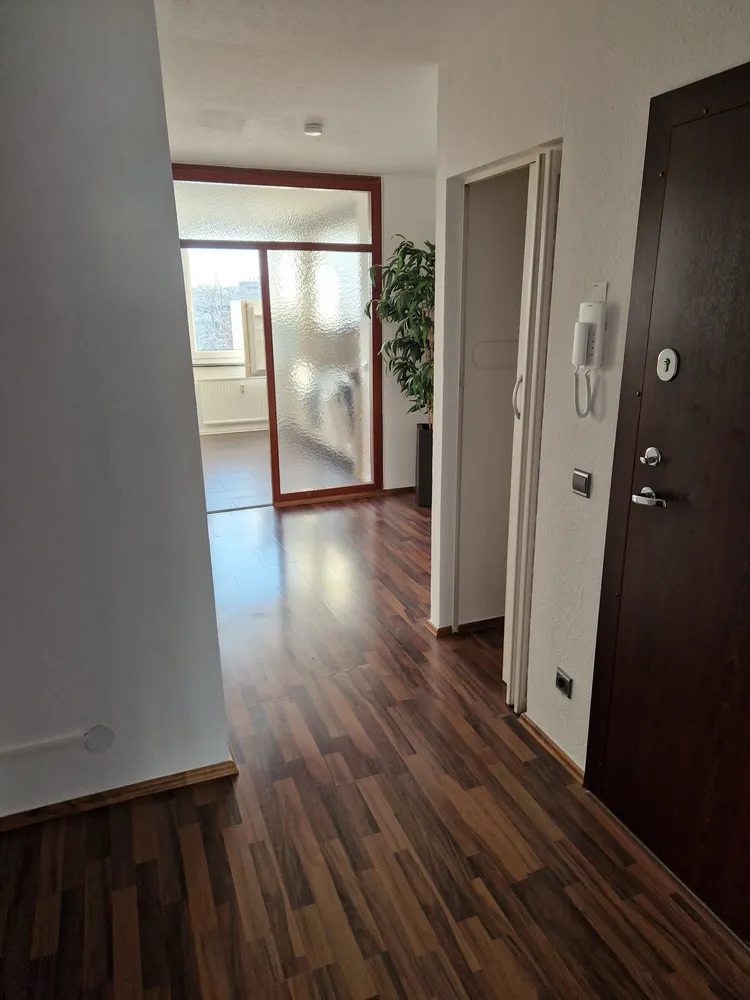 3 Zimmer Wohnung mit 66 m² in Köln – Bild 2