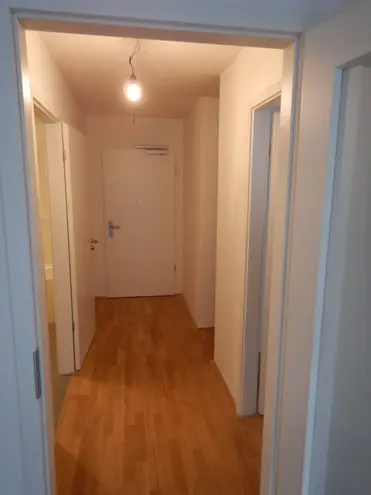 2 Zimmer Wohnung mit 56 m² in München – Bild 2