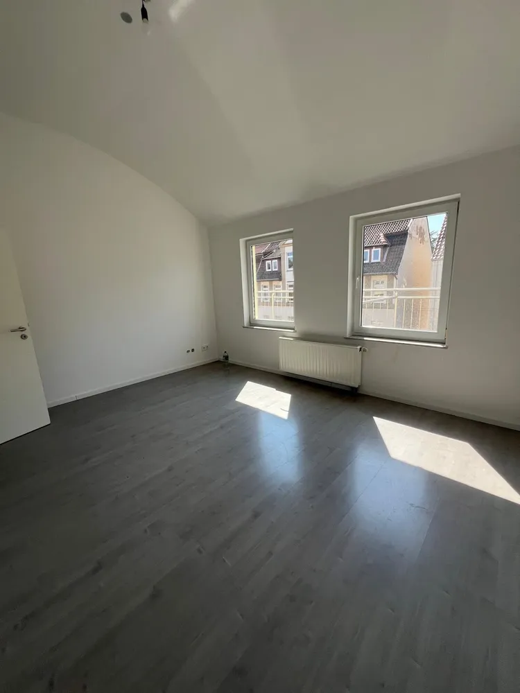 4 Zimmer Wohnung mit 109 m² in Hannover – Bild 9