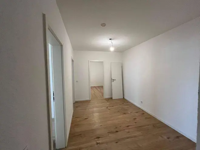3 Zimmer Wohnung mit 90 m² in Köln – Bild 2
