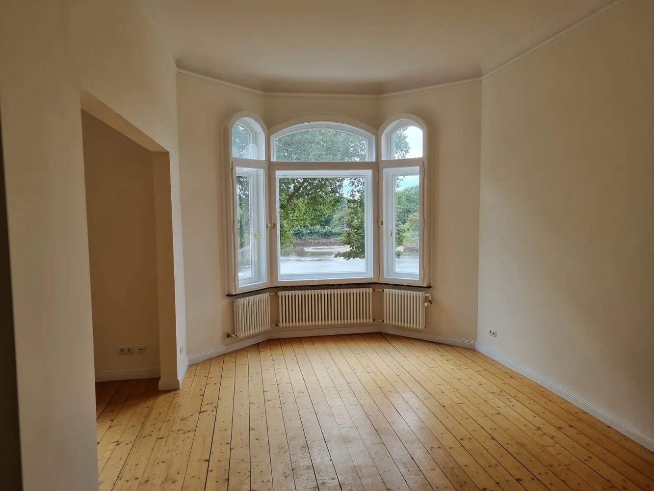 5 Zimmer Wohnung mit 120 m² in Bremen – Bild 1