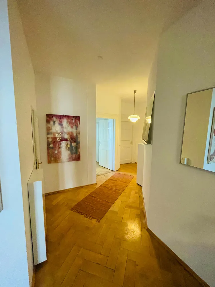 Shared room with 15 m² in Munich – Photo 1