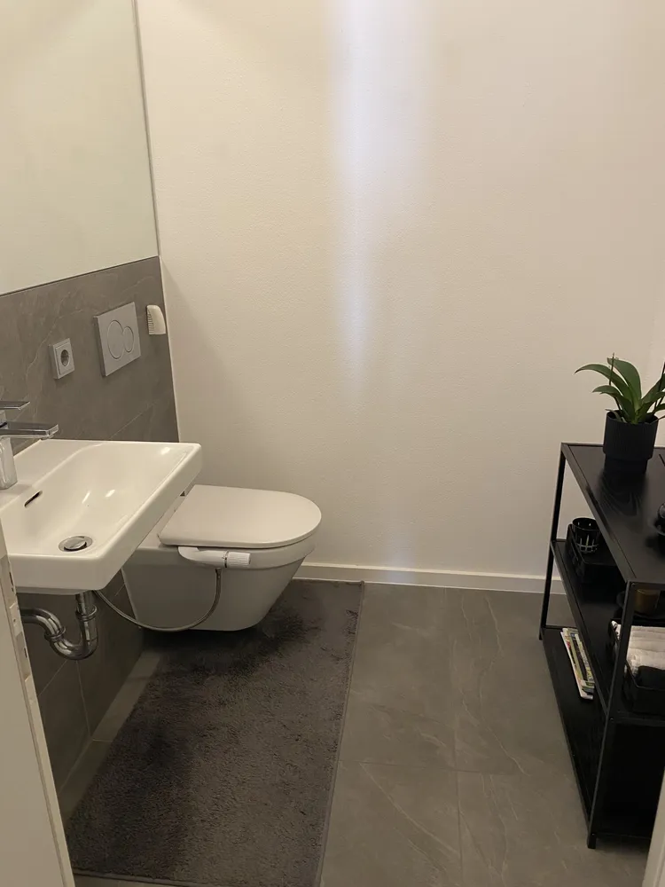 4 Zimmer Wohnung mit 100 m² in Regensburg – Bild 2