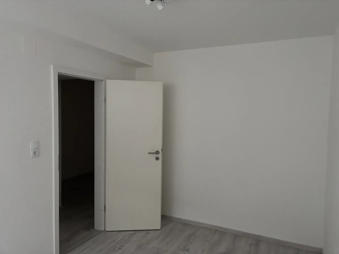 2 Zimmer Wohnung mit 63 m² in Saarbrücken – Bild 11