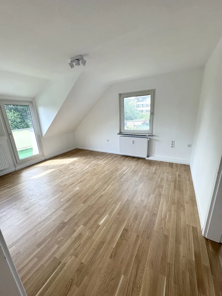 4 Zimmer Wohnung mit 66 m² in Leverkusen – Bild 1