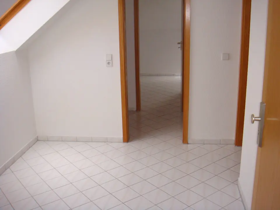 2 Zimmer Wohnung mit 65 m² in Pirna – Bild 4