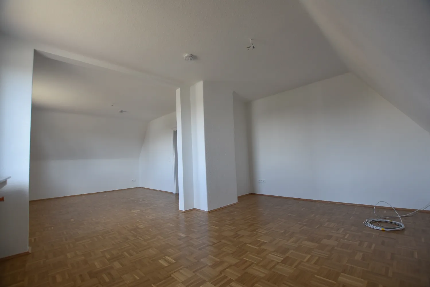 4 Zimmer Wohnung mit 101 m² in Hannover – Bild 2