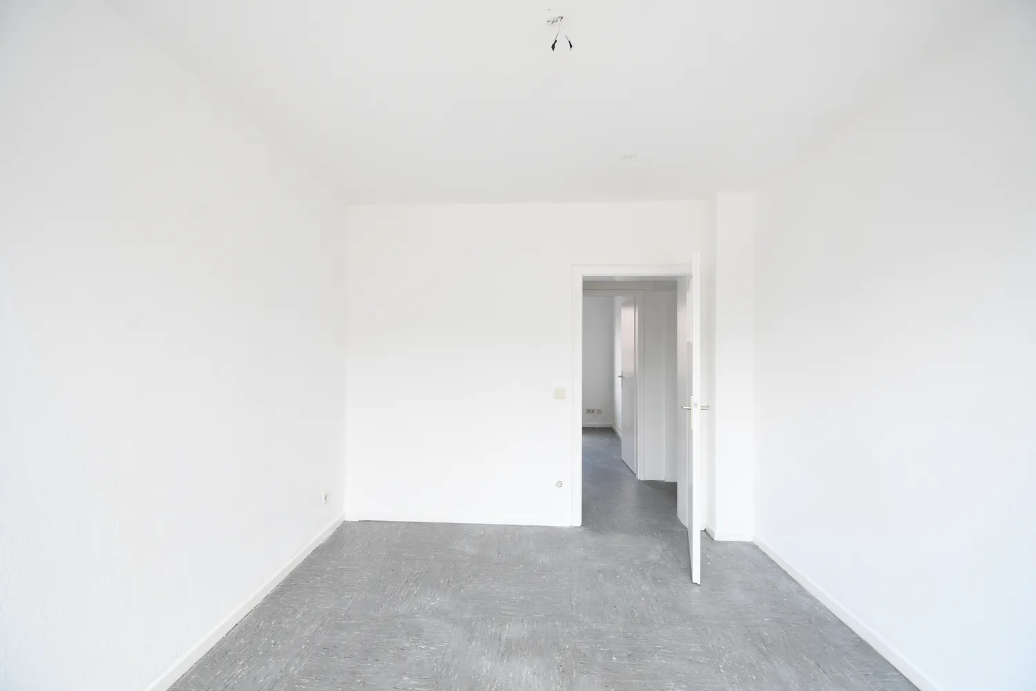 5 Zimmer Wohnung mit 80 m² in Hagen – Bild 2