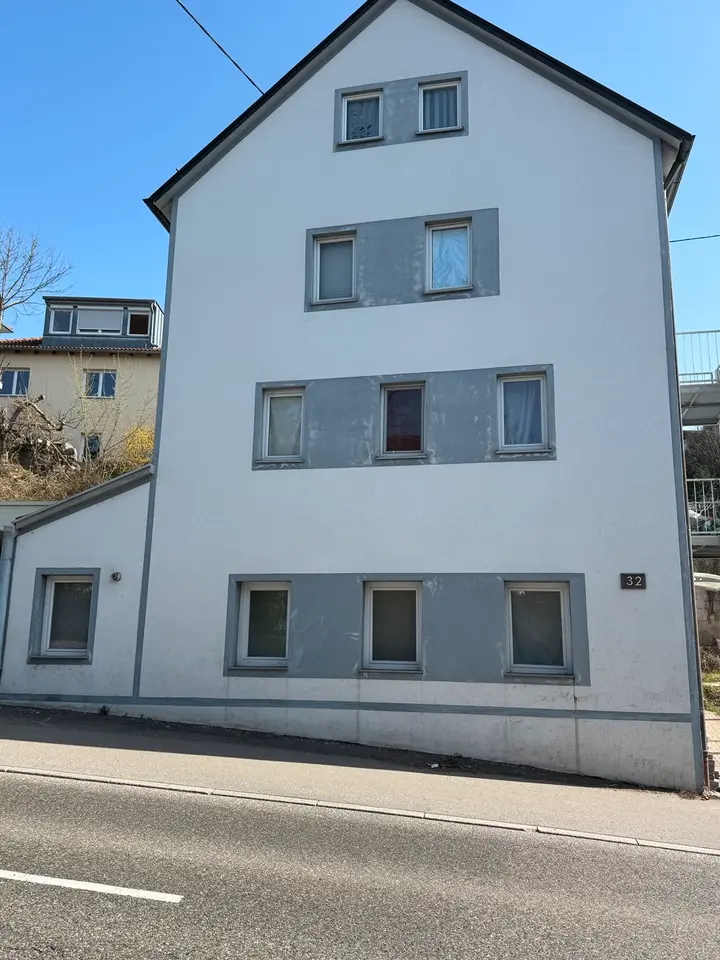 4 Zimmer Wohnung mit 90 m² in Leonberg – Bild 2