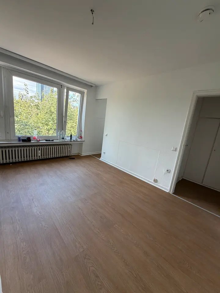 Studio with 27 m² in Düsseldorf – Photo 8