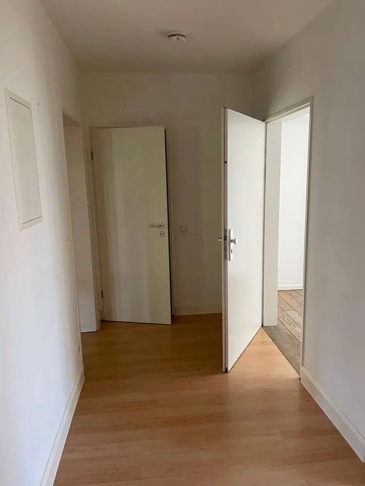 2 Zimmer Wohnung mit 76 m² in Wiesbaden – Bild 6