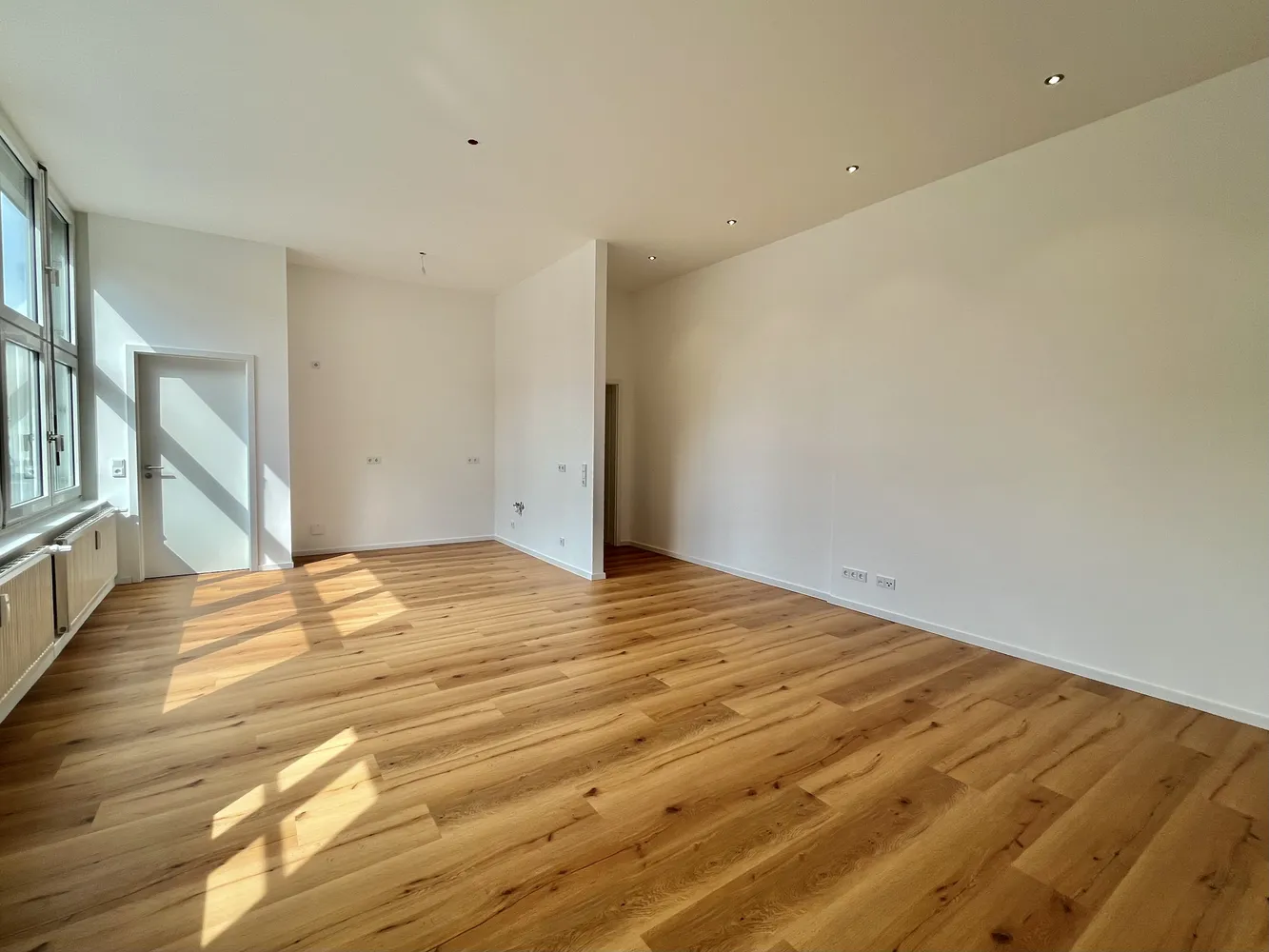 1 room apartment with 64 m² in Augsburg – Photo 2