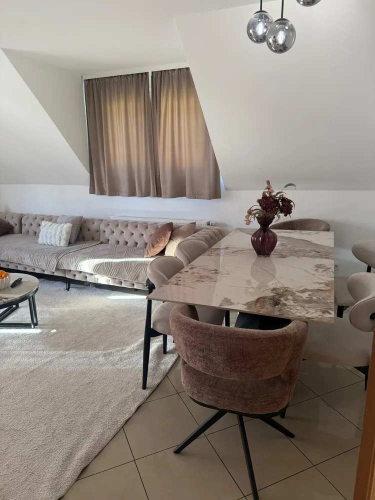 5 Zimmer Wohnung mit 107 m² in Mannheim – Bild 2