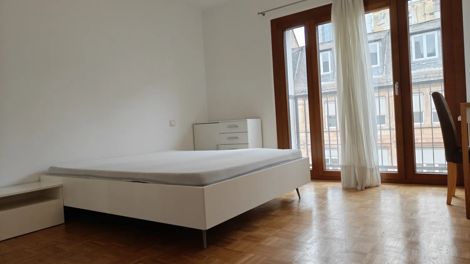 3 Zimmer Wohnung mit 92 m² in Frankfurt am Main – Bild 6