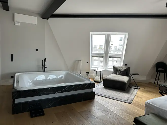 3 Zimmer Wohnung mit 240 m² in Berlin – Bild 9