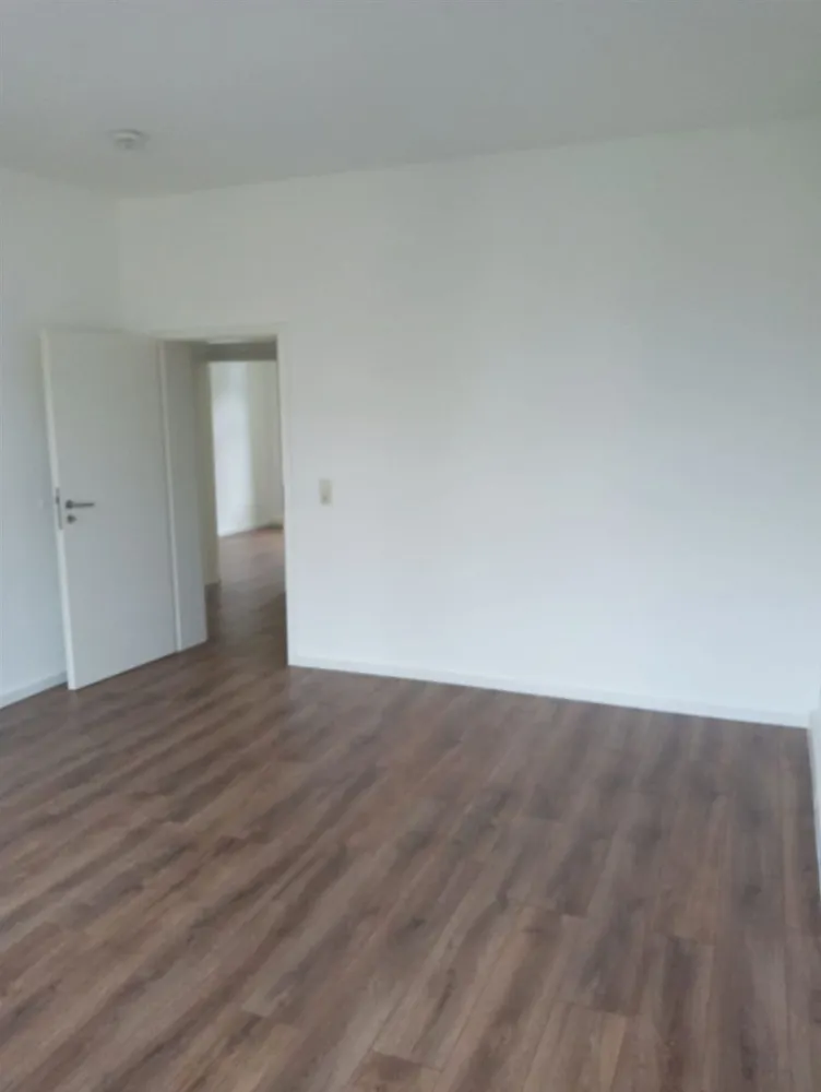 4 Zimmer Wohnung mit 81 m² in Chemnitz – Bild 1